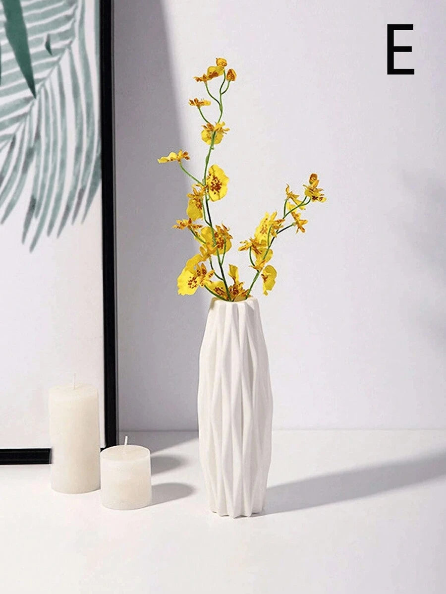 Lima European Textured Decorative Vase