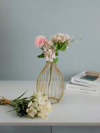 Santiago Minimalist Wireframe Propagation Vase