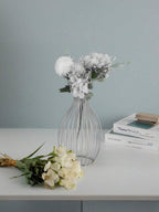 Santiago Minimalist Wireframe Propagation Vase