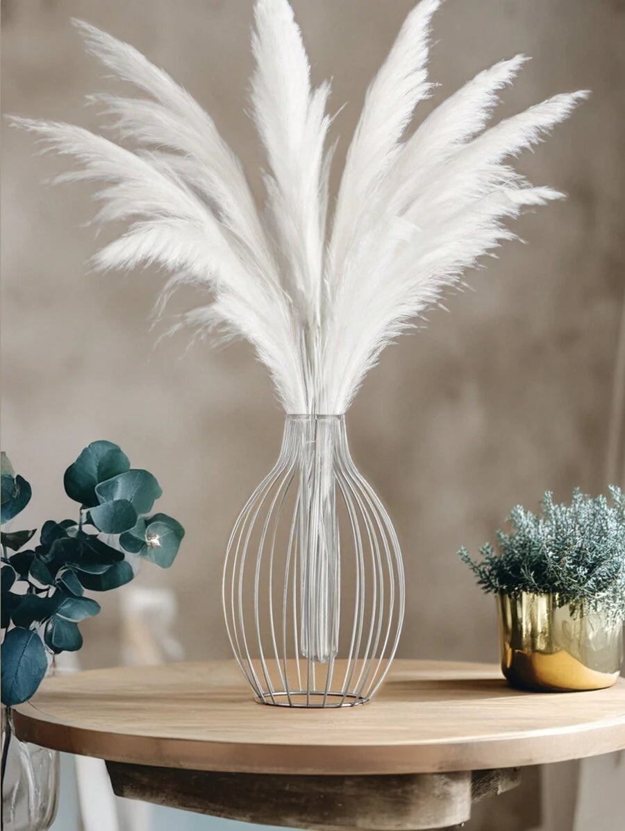 Santiago Minimalist Wireframe Propagation Vase