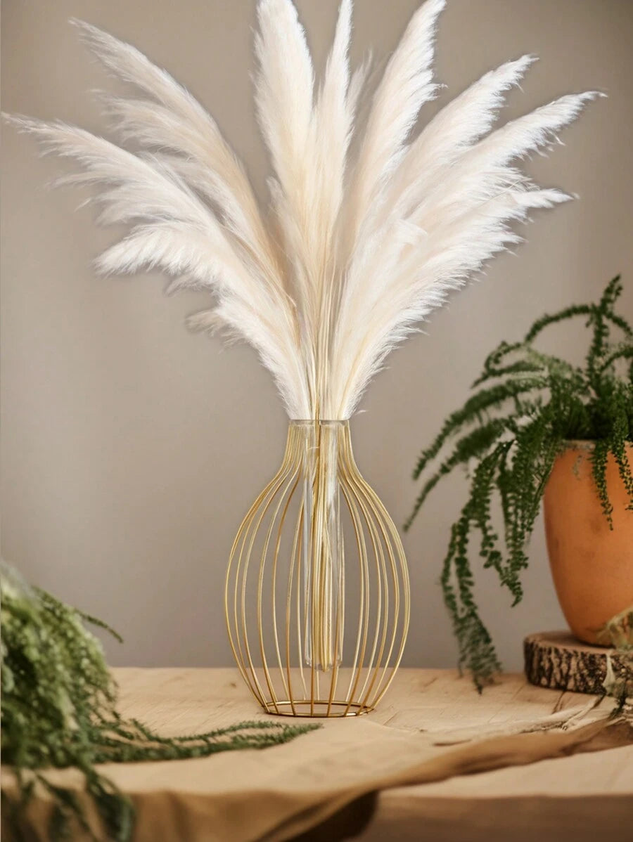 Santiago Minimalist Wireframe Propagation Vase