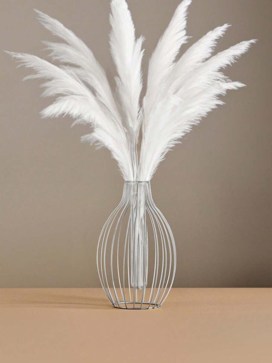 Santiago Minimalist Wireframe Propagation Vase