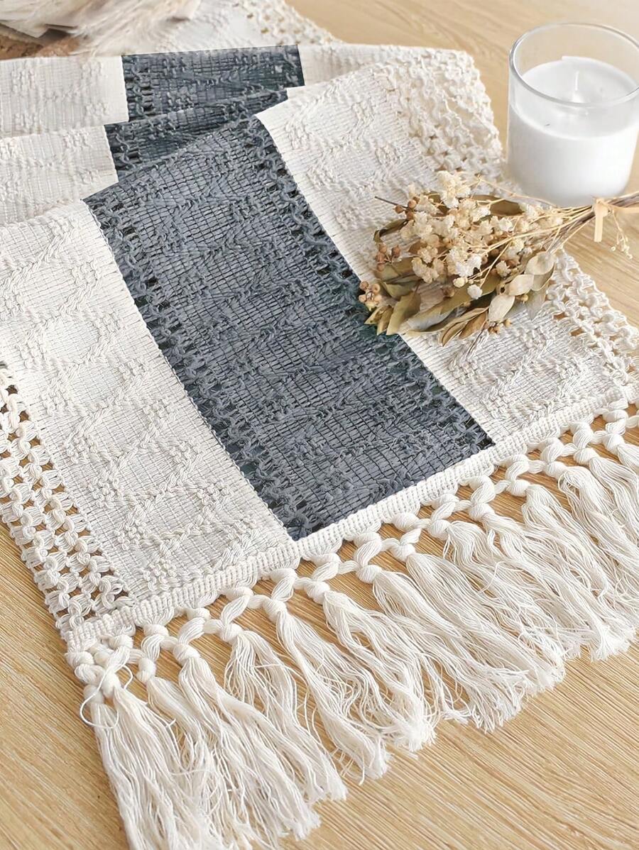 Sofia Elegant Knitted Lace Table Runner
