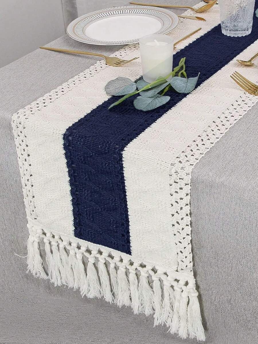 Sofia Elegant Knitted Lace Table Runner
