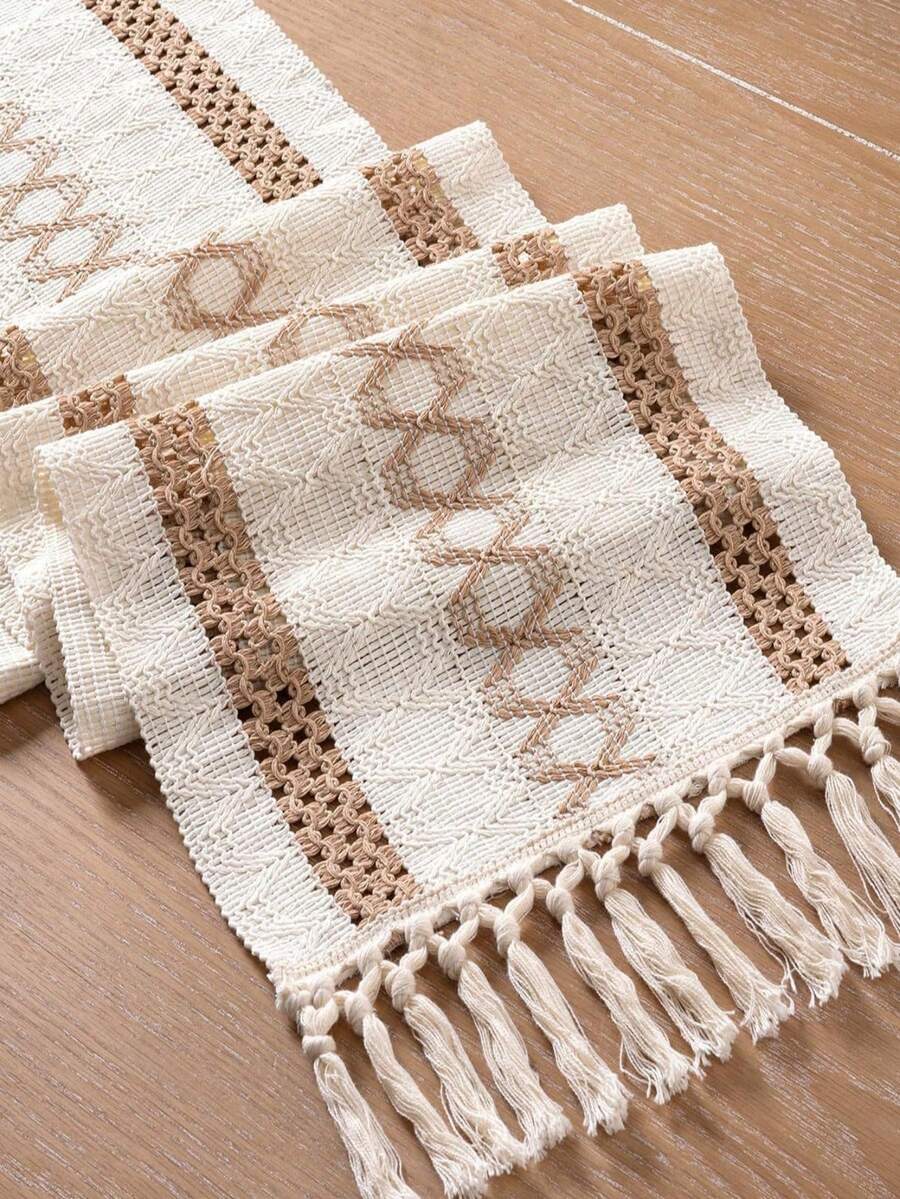 Sofia Elegant Knitted Lace Table Runner