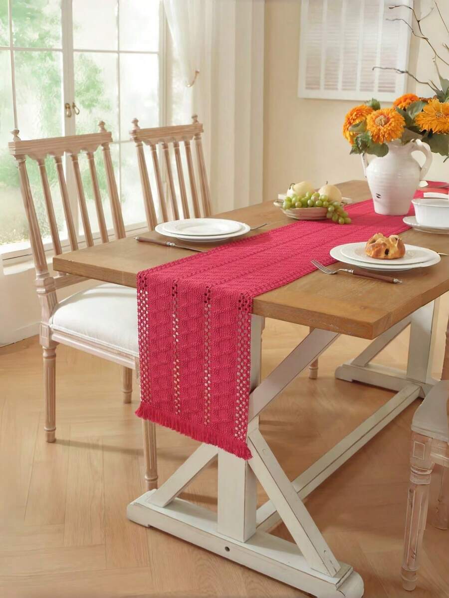 Sofia Elegant Knitted Lace Table Runner
