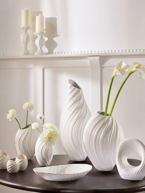 Modern Ceramic Teardrop Textured Wave Vase