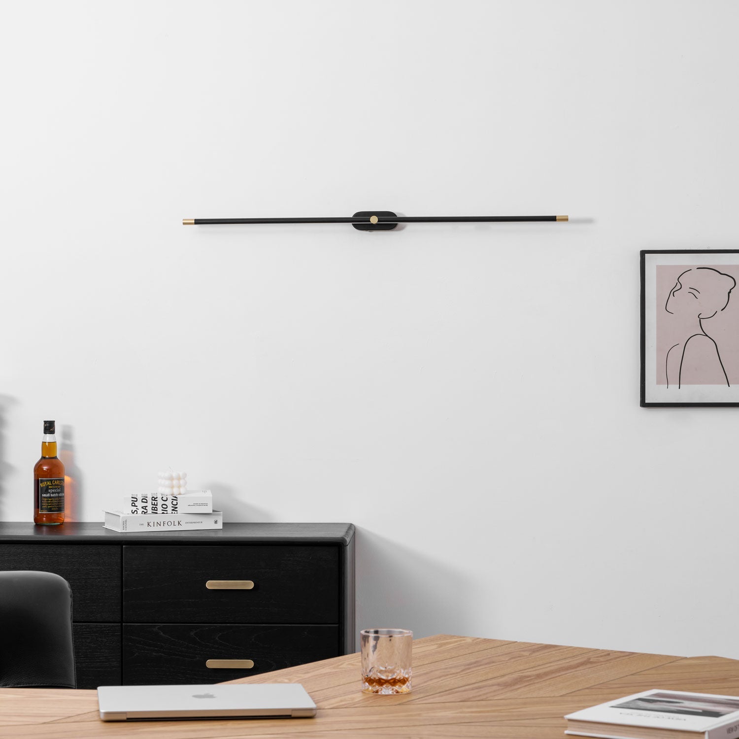 Mora Linear Rechargeable Wall Lamp