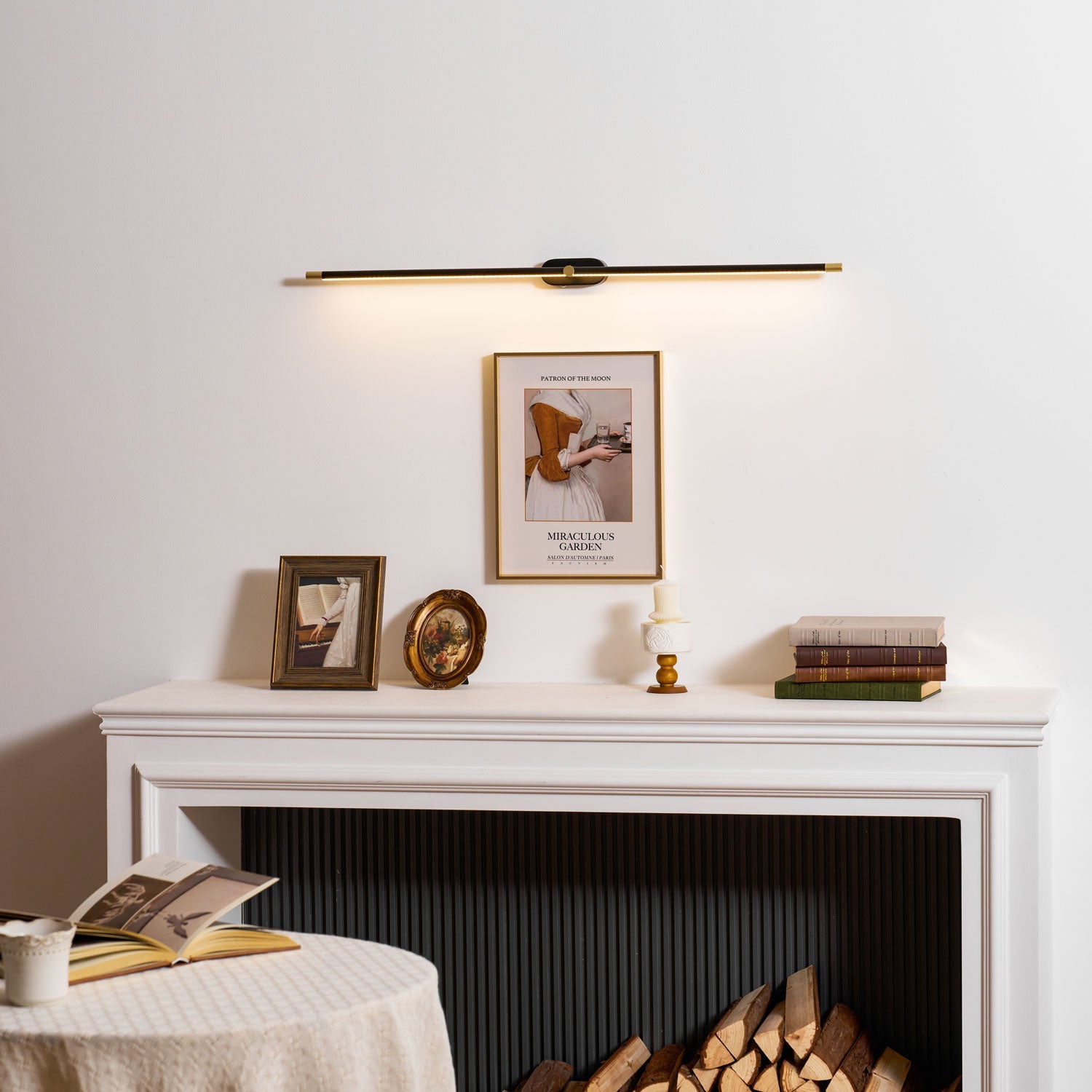 Mora Linear Rechargeable Wall Lamp