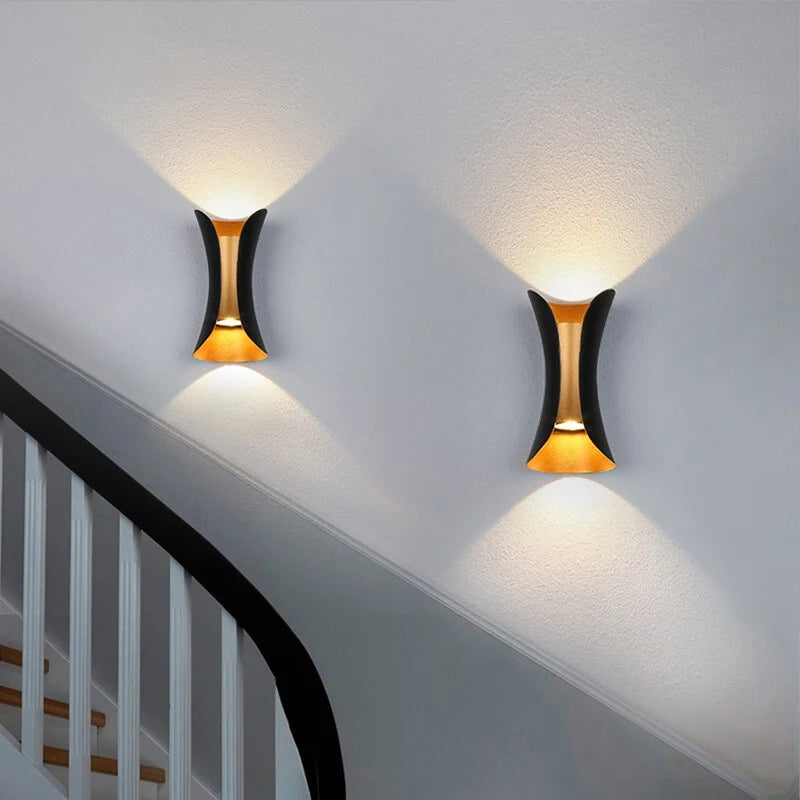 Niko LED Porch Garden Wall Lamp