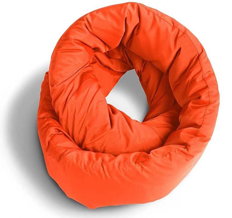 Leo Infinity Travel Pillow