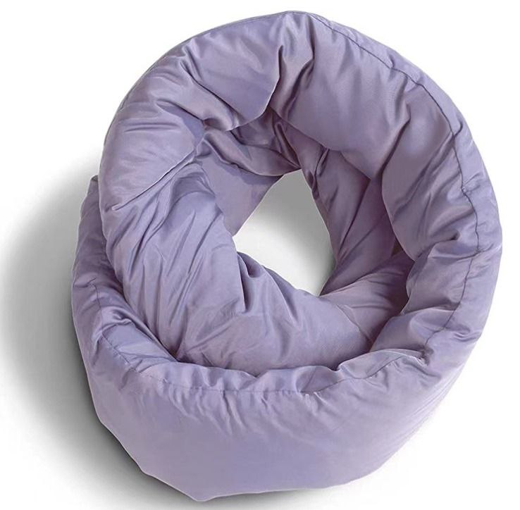Leo Infinity Travel Pillow